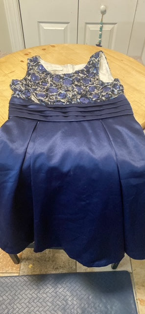 Beautiful Easter Formal Dress  Girls Size 12