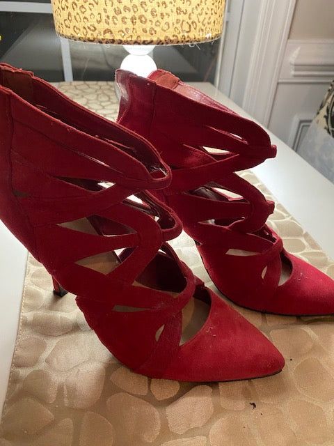 Sexy Red Strappy 4in Heel Sz 8.5