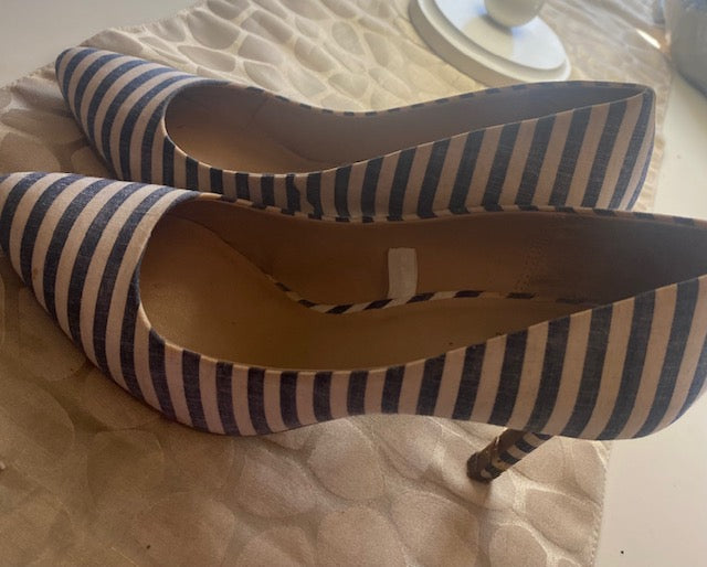 Cute Sailor Heels 3 IN size 8.5