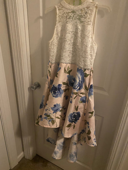 Beautiful High Low Easter Dress SZ SMALL
